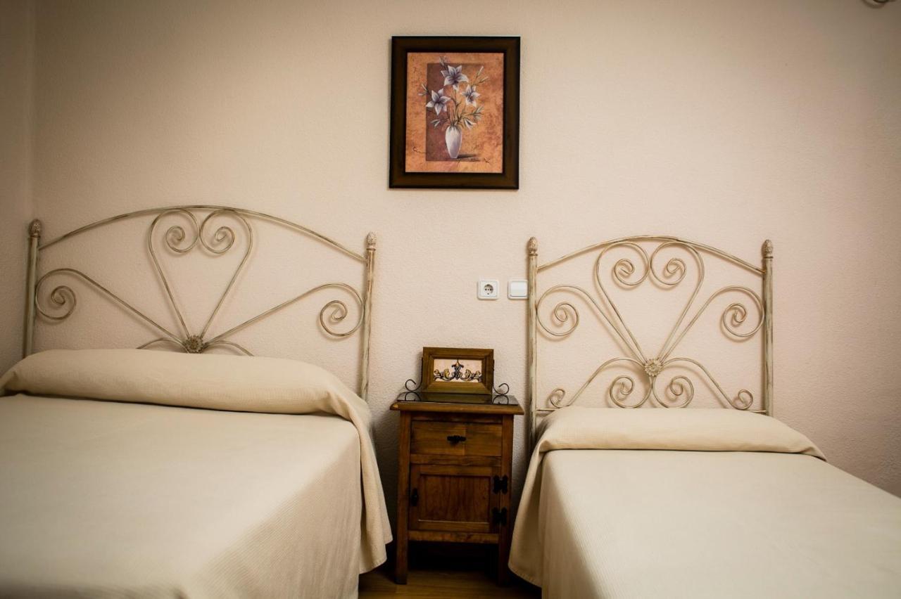 Hostal Restaurante El Paso Bailén Buitenkant foto